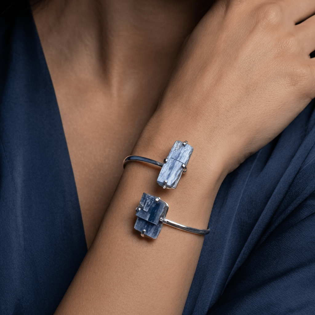 Bracelet with Kyanite
